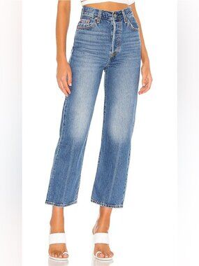 Aritzia Levi’s Ribcage Straight high waist Jeans Dancing Around Medium Wash 26”
